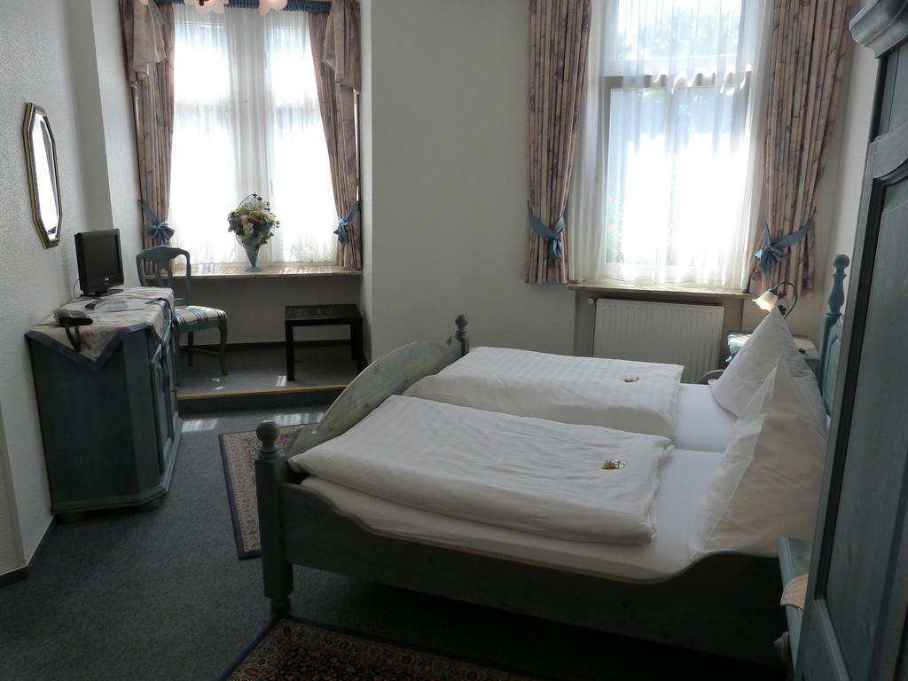 Hotel Jaegerhof Майен Номер фото